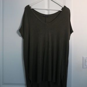 ☘️super soft Brandy Melville v-neck tshirt dress☘️